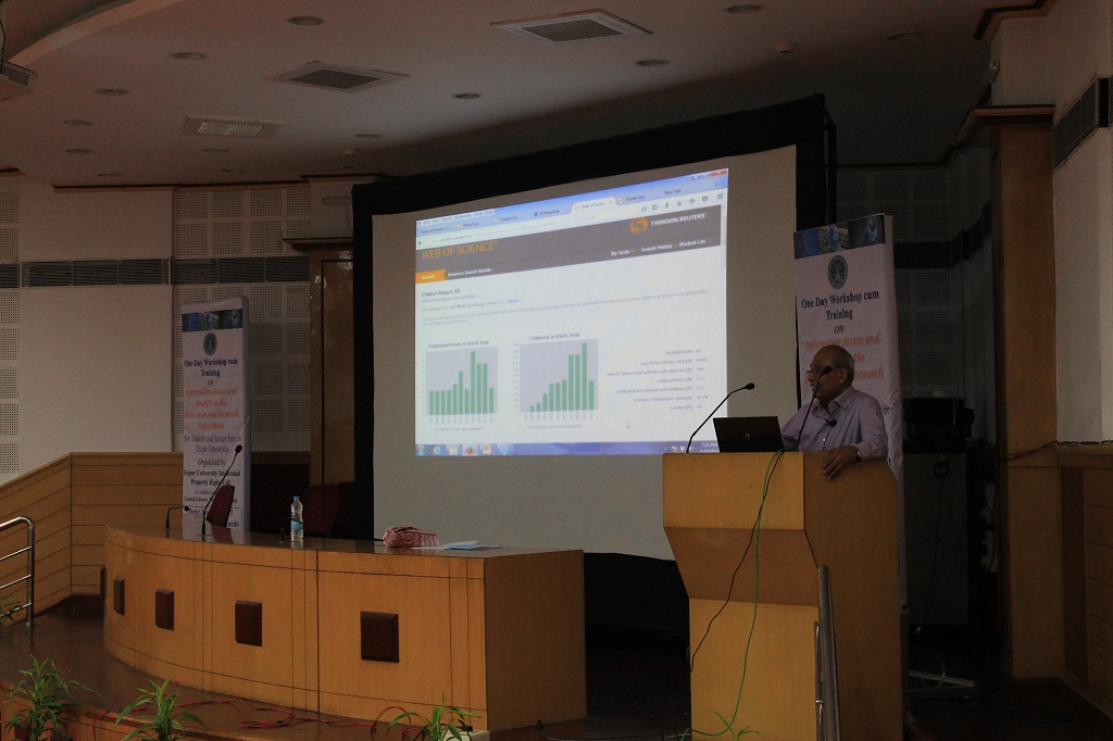 Shri N.V. Sathyanarayana deliberating in one of the sessions
